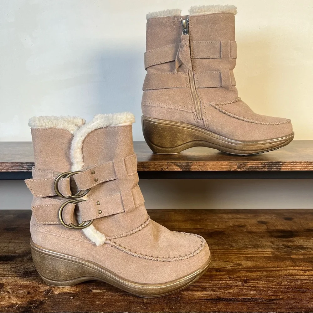 SoftWalk Leather Boots Tan Faux Fur Lined Side Buckles Wedge Heel Women's 7